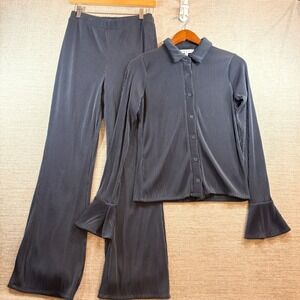 HYFVE Grey Plisse 2 Piece Set Button Down Bell Sleeve Top Wide Leg Pants Large